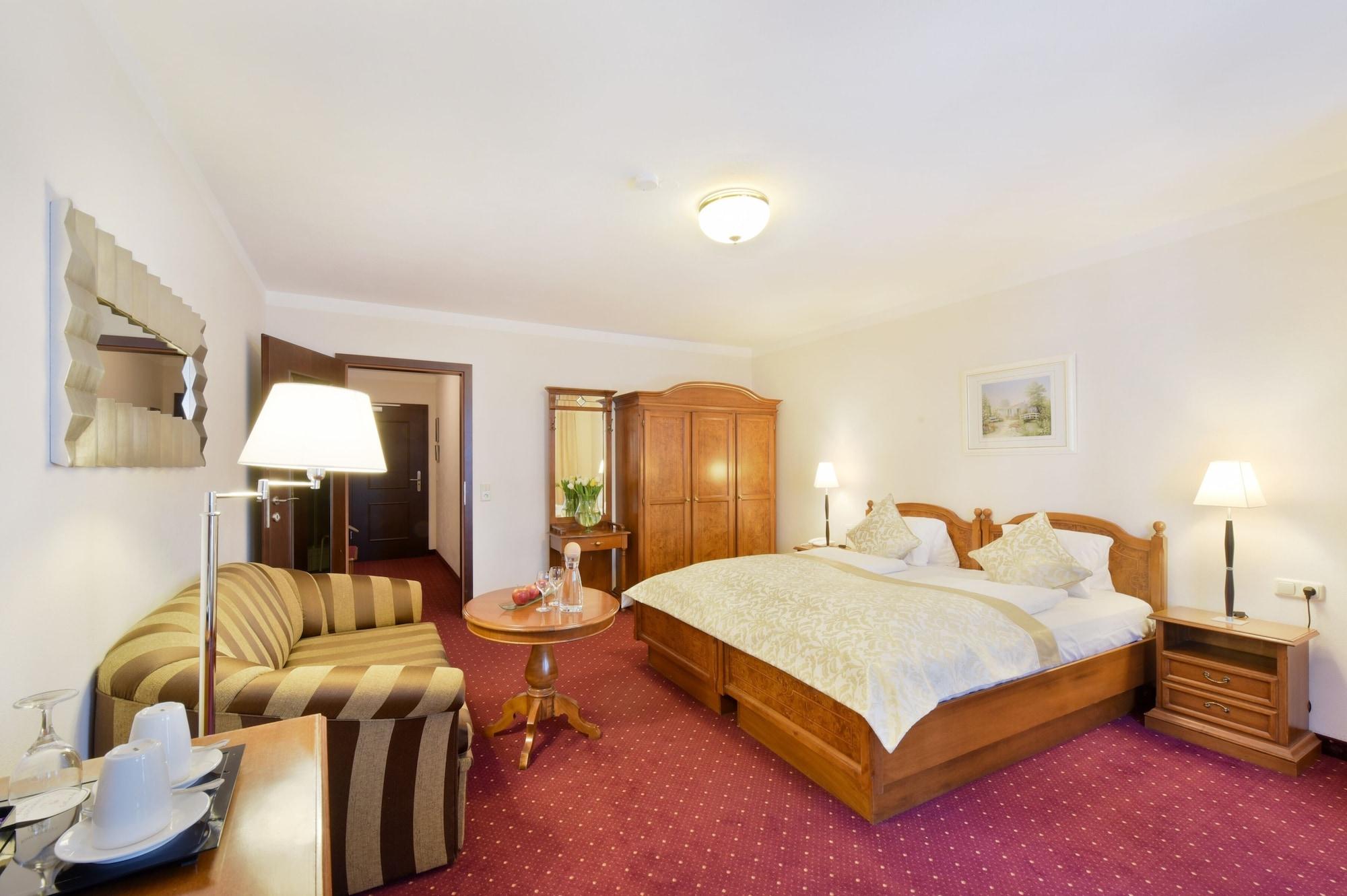 Cella Central Historic Boutique Hotel Zell am See Dış mekan fotoğraf